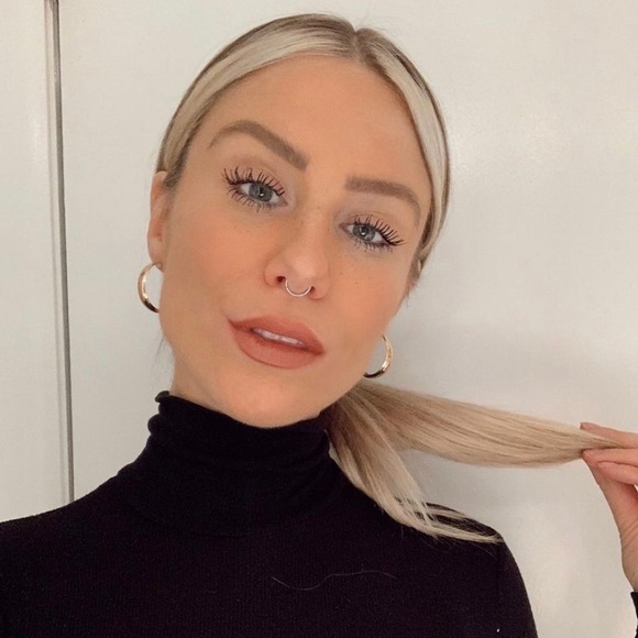 Meet your Posher, Sonja - Picture 1 of 1